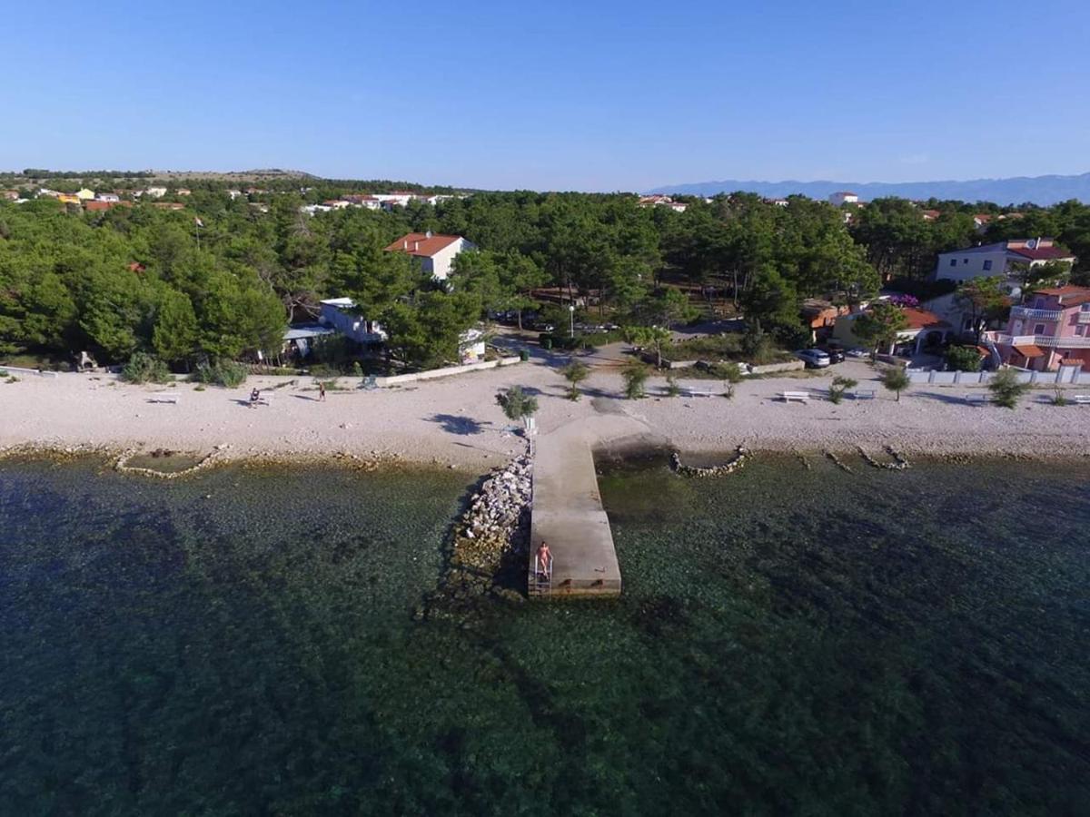 Apartmani Vukadin Vir Exteriör bild