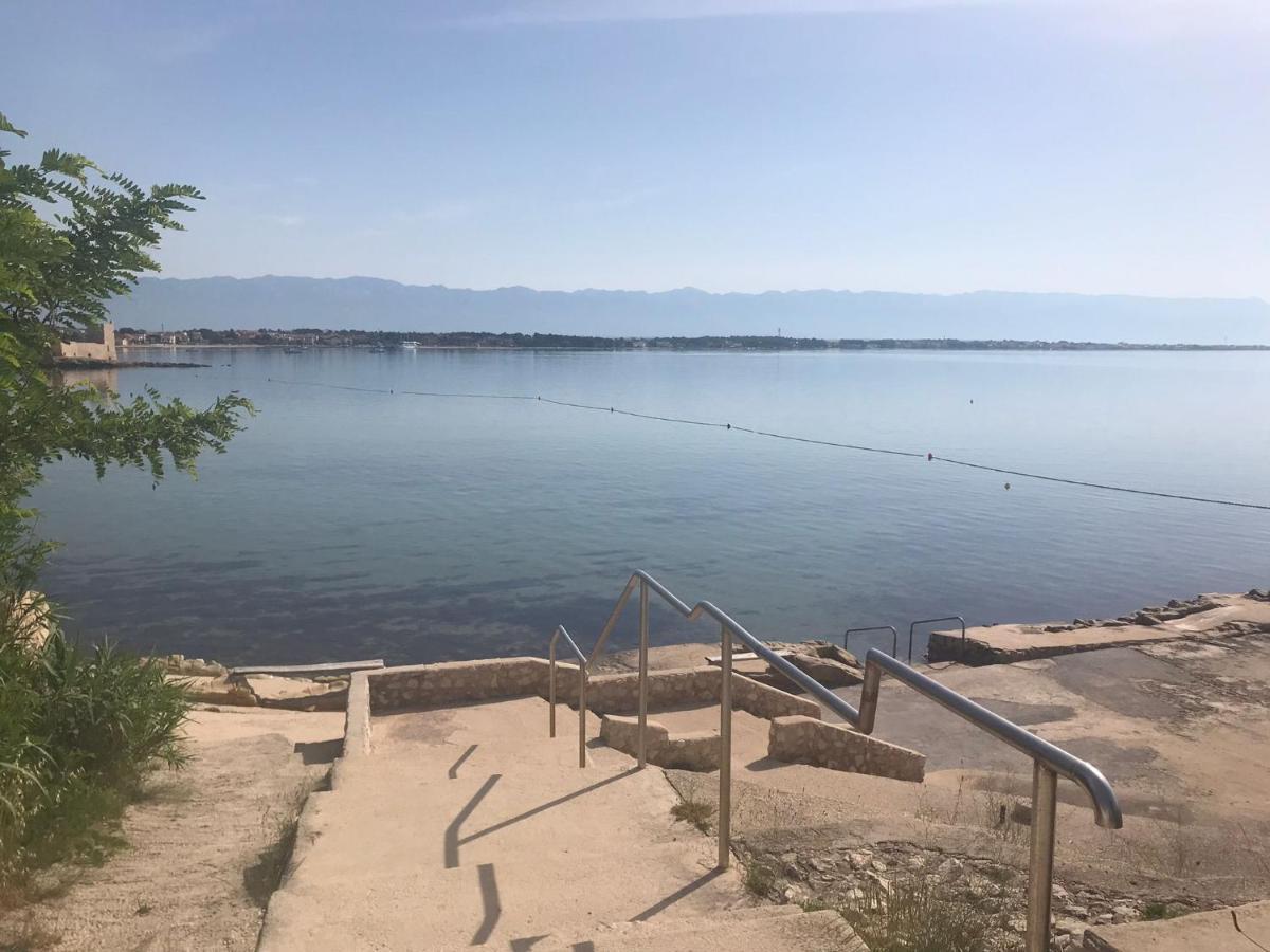 Apartmani Vukadin Vir Exteriör bild