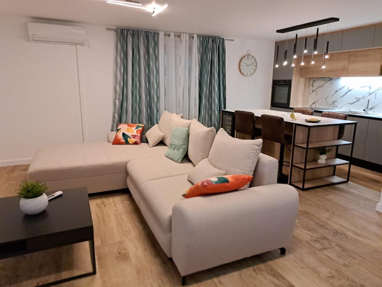 Apartmani Vukadin Vir Exteriör bild