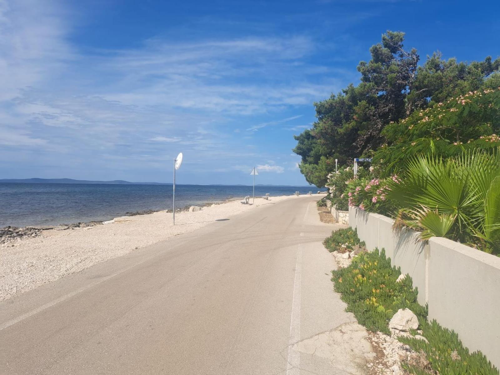 Apartmani Vukadin Vir Exteriör bild