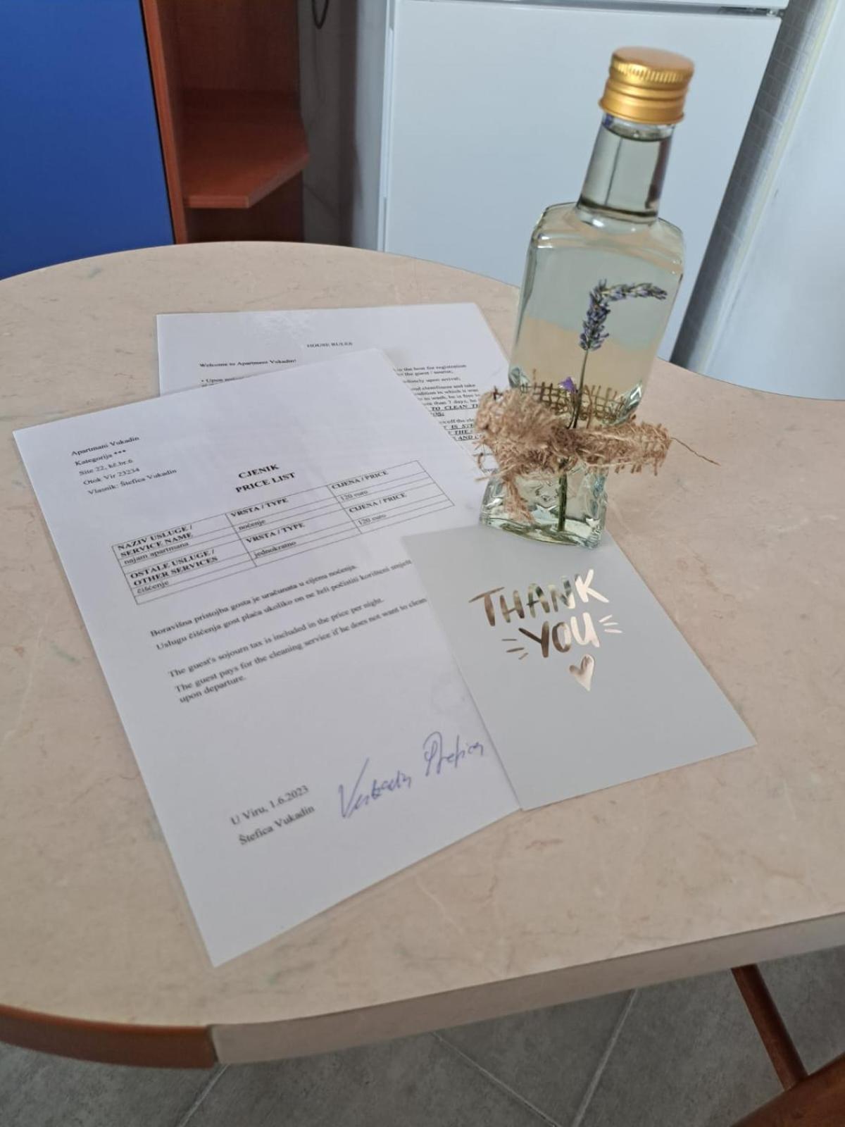 Apartmani Vukadin Vir Exteriör bild